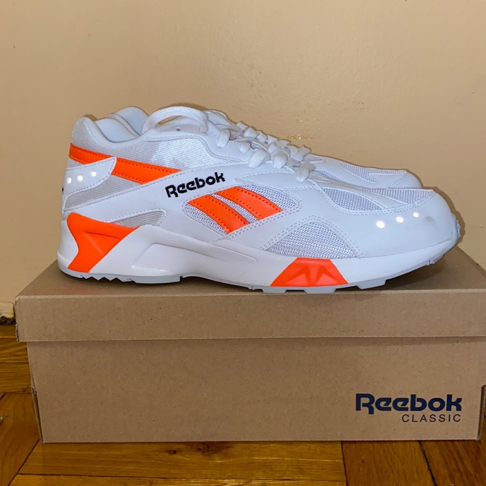 👟Reebok “Aztrek” Sneaker